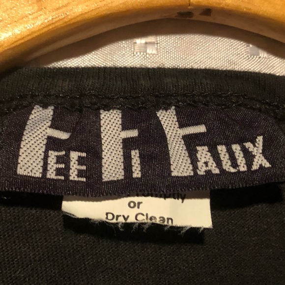 Embroidered T Shirt from Fee Fi Faux. “North American Birds” - Picture 7 of 8